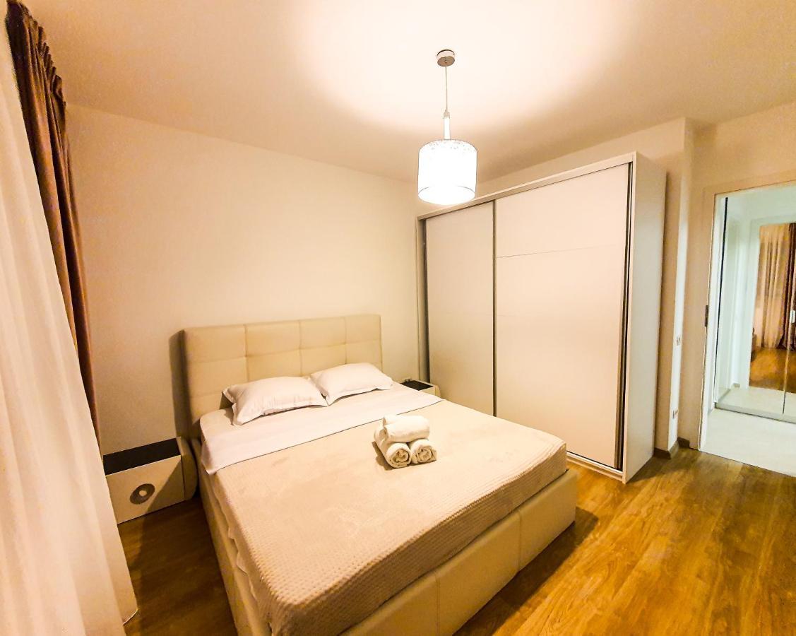 Luxurious Retreat 1Br Apartment With Netflix, Private Parking And Self Check In Popesti-Leordeni Exterior foto